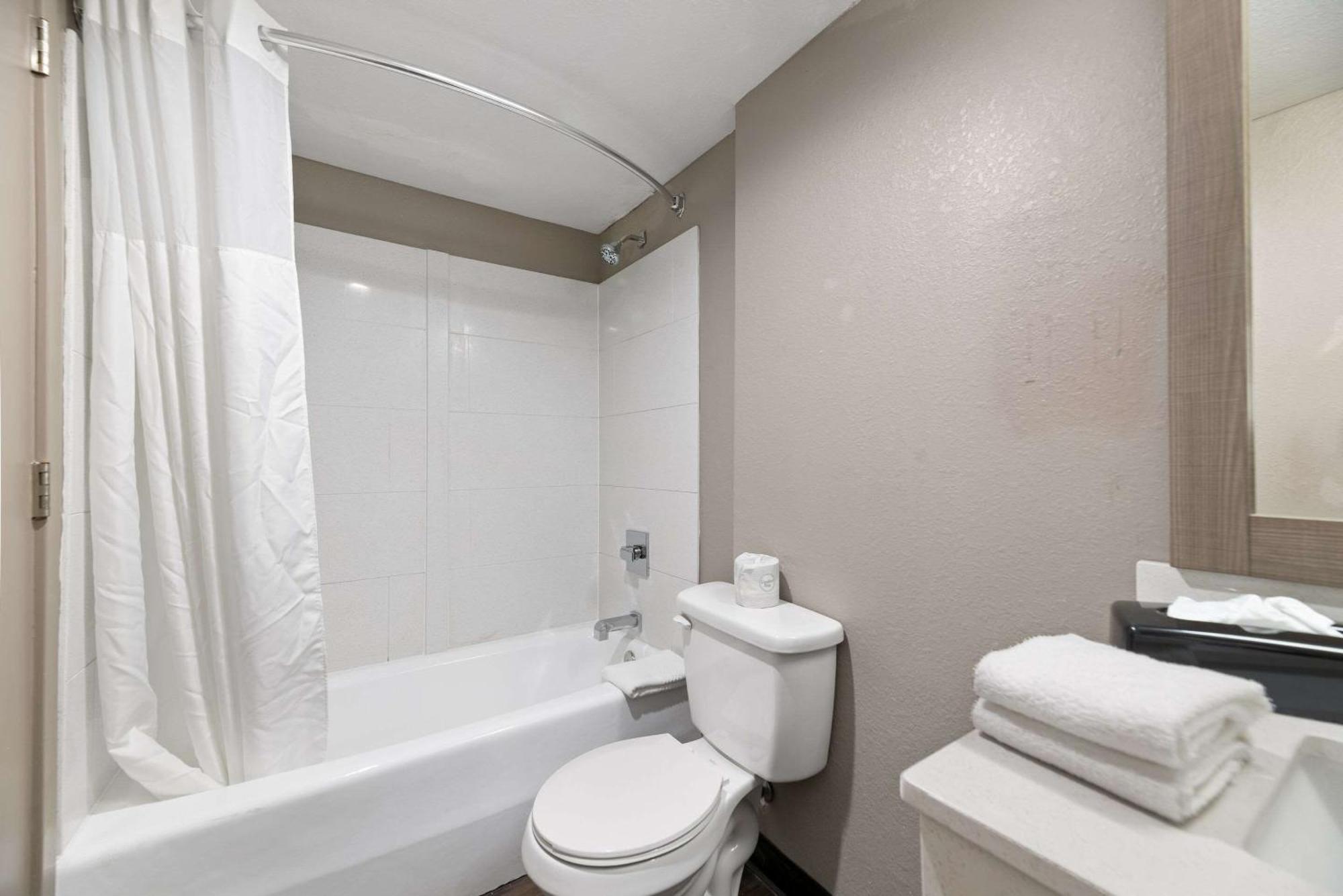 Quality Suites Wildwood - The Villages Екстер'єр фото