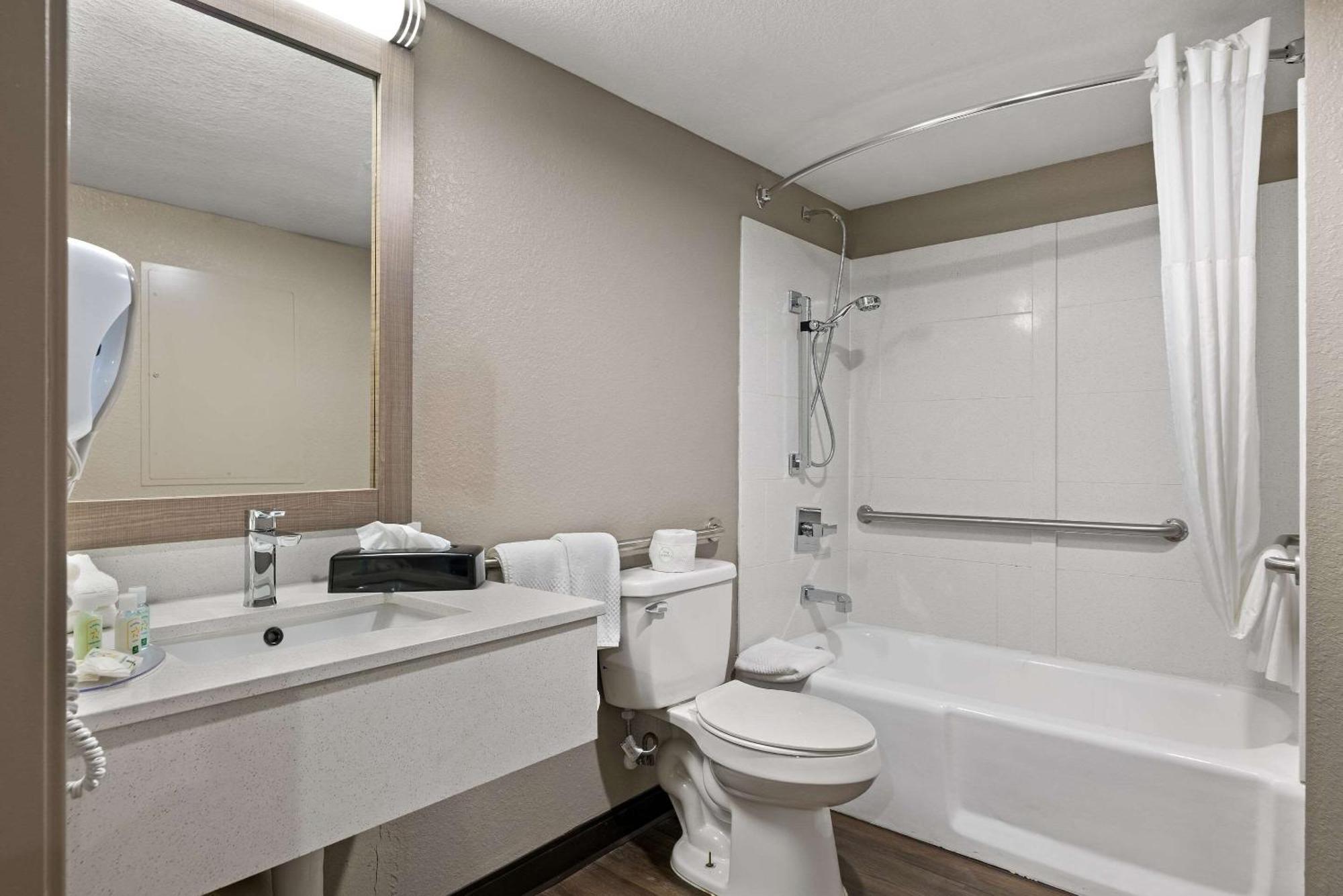 Quality Suites Wildwood - The Villages Екстер'єр фото